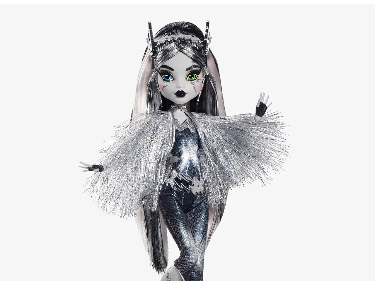 Monster High Doll - Frankie Stein - Grey with Blue Hair - wide 5