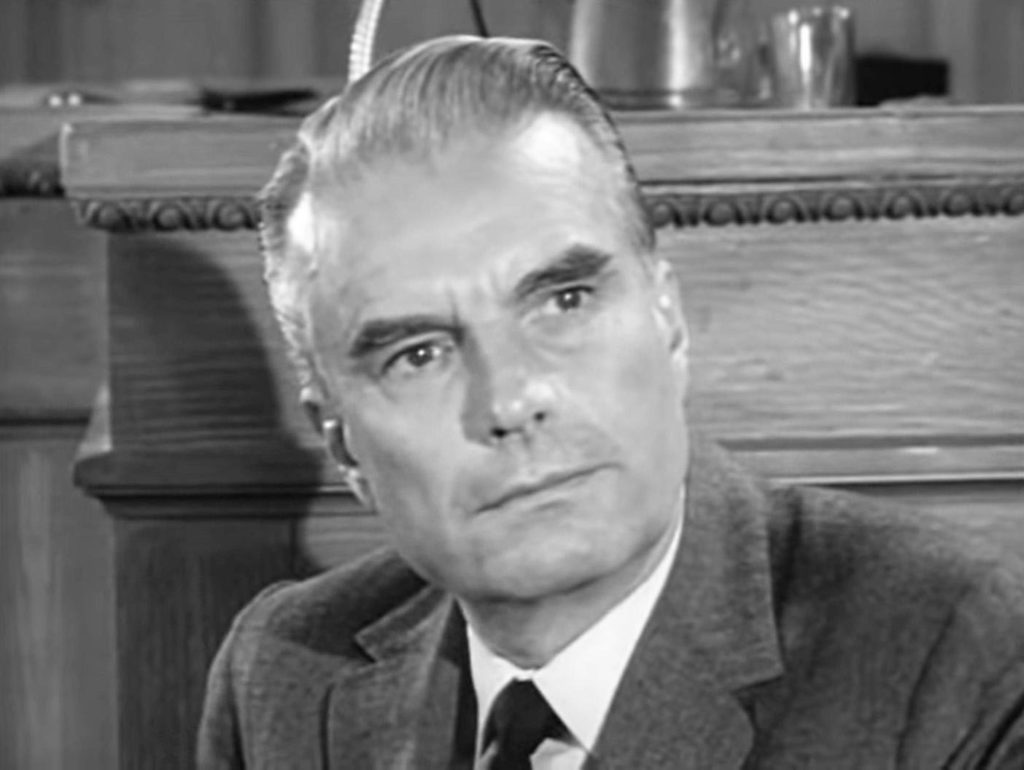 Underrated 60s TV Dramas - Arrest and Trial courtroom still