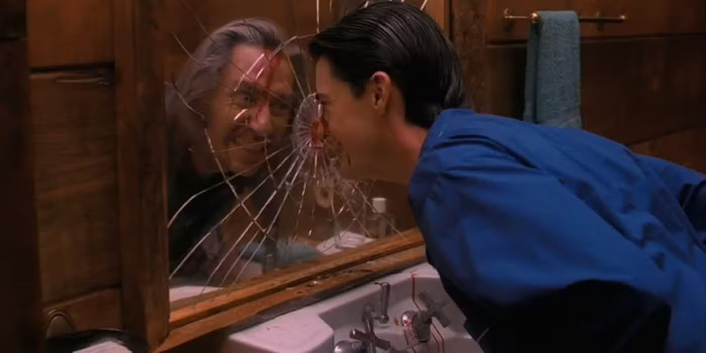 Best TV Cliffhangers of All Time - Dale Cooper looking in the mirror in Twin Peaks