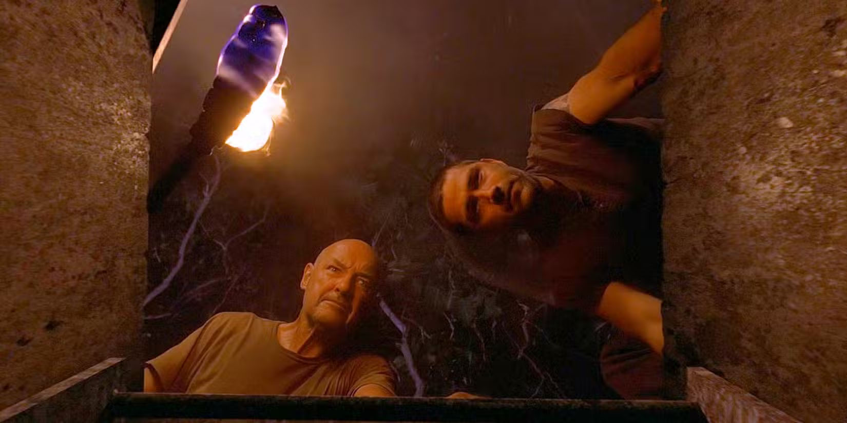 Best TV Cliffhangers of All Time - LOST opening the hatch